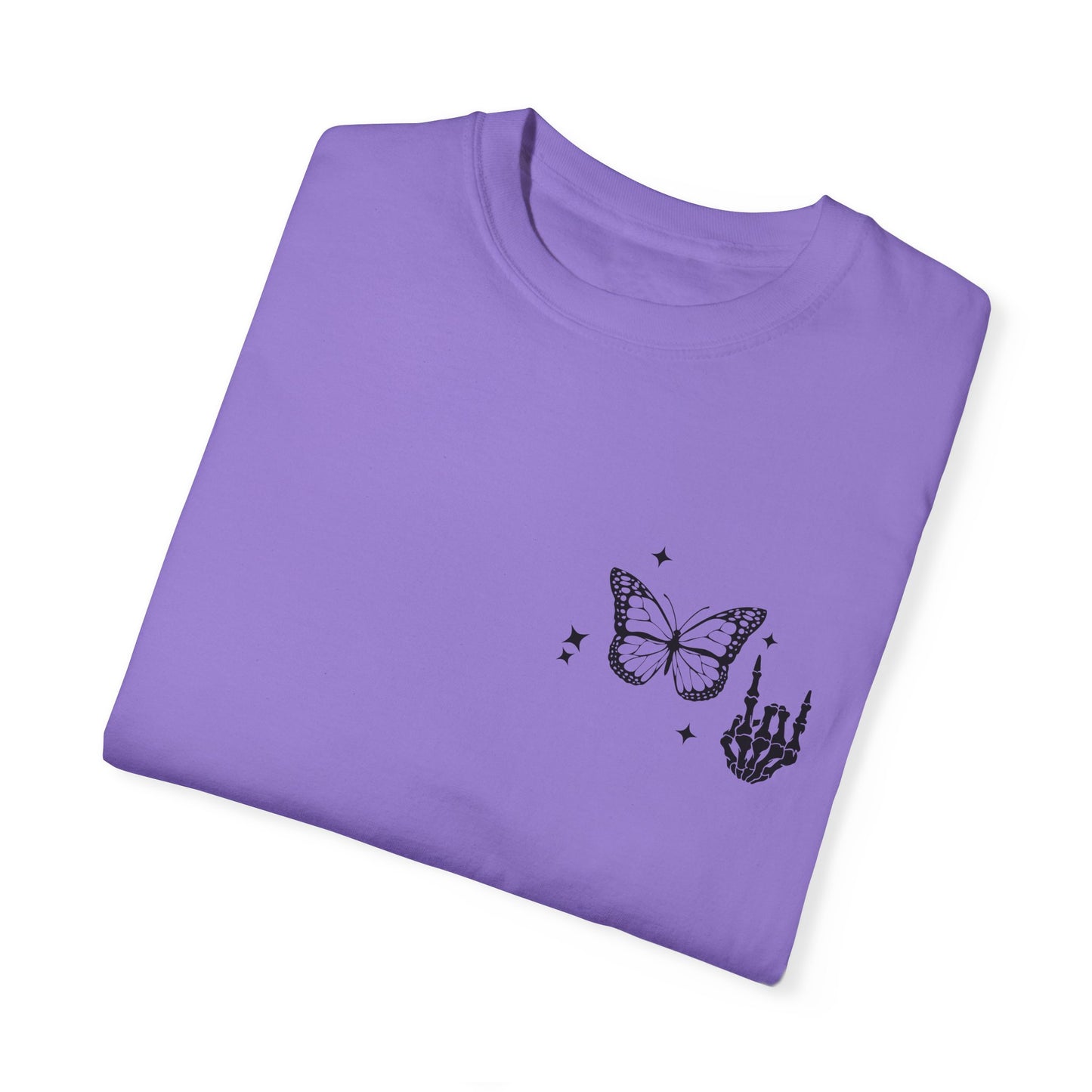 Camiseta unisex teñida en prenda "Weird Moms Build Character"