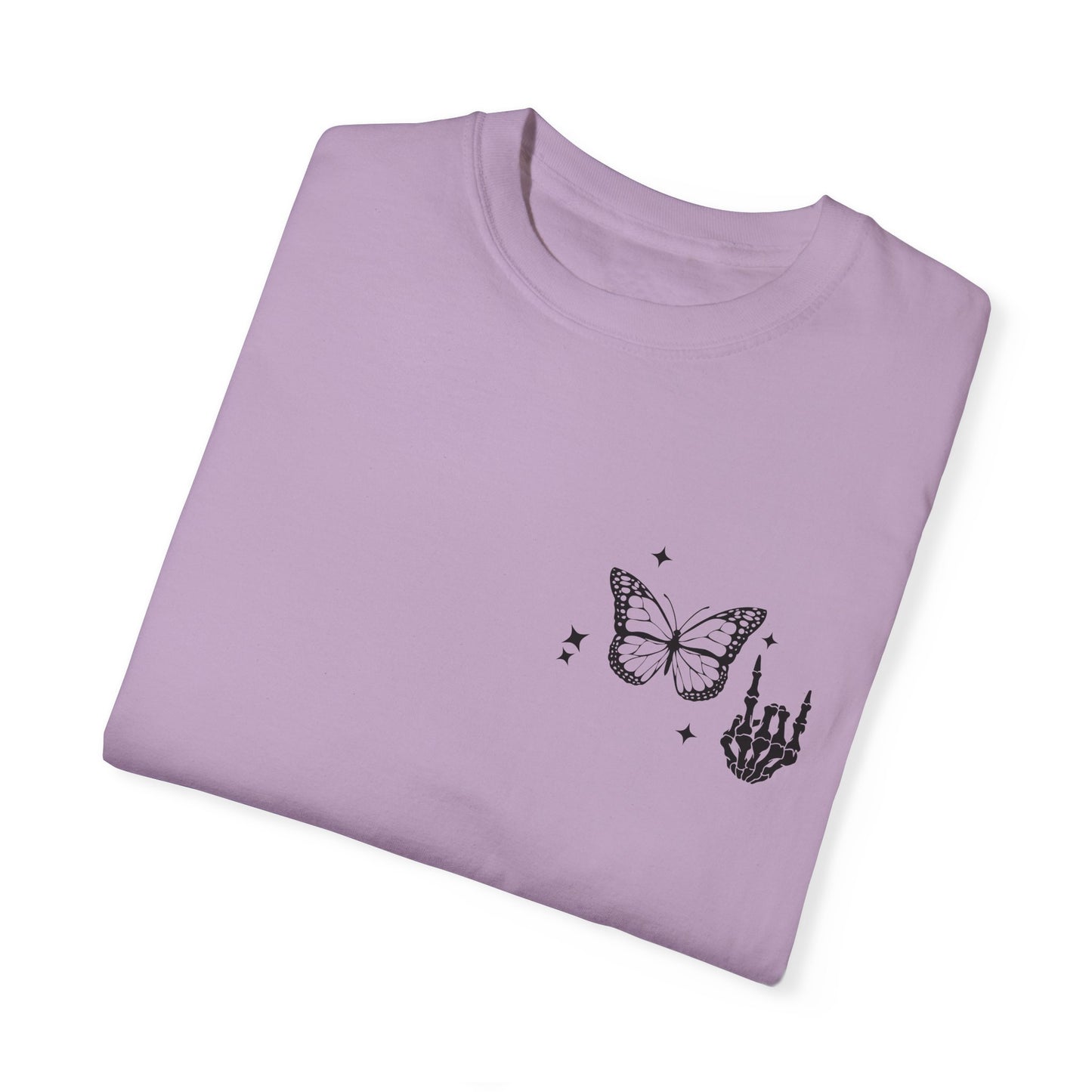 Camiseta unisex teñida en prenda "Weird Moms Build Character"