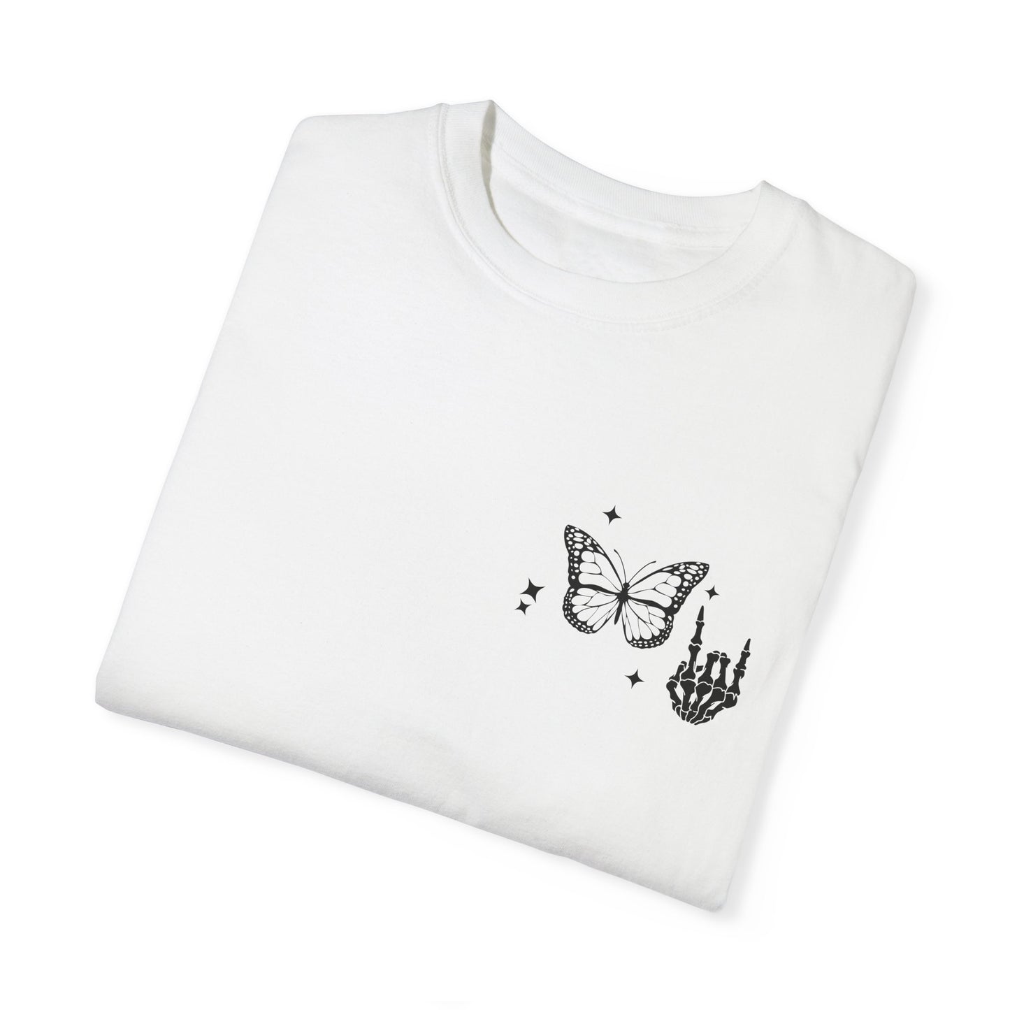 Camiseta unisex teñida en prenda "Weird Moms Build Character"
