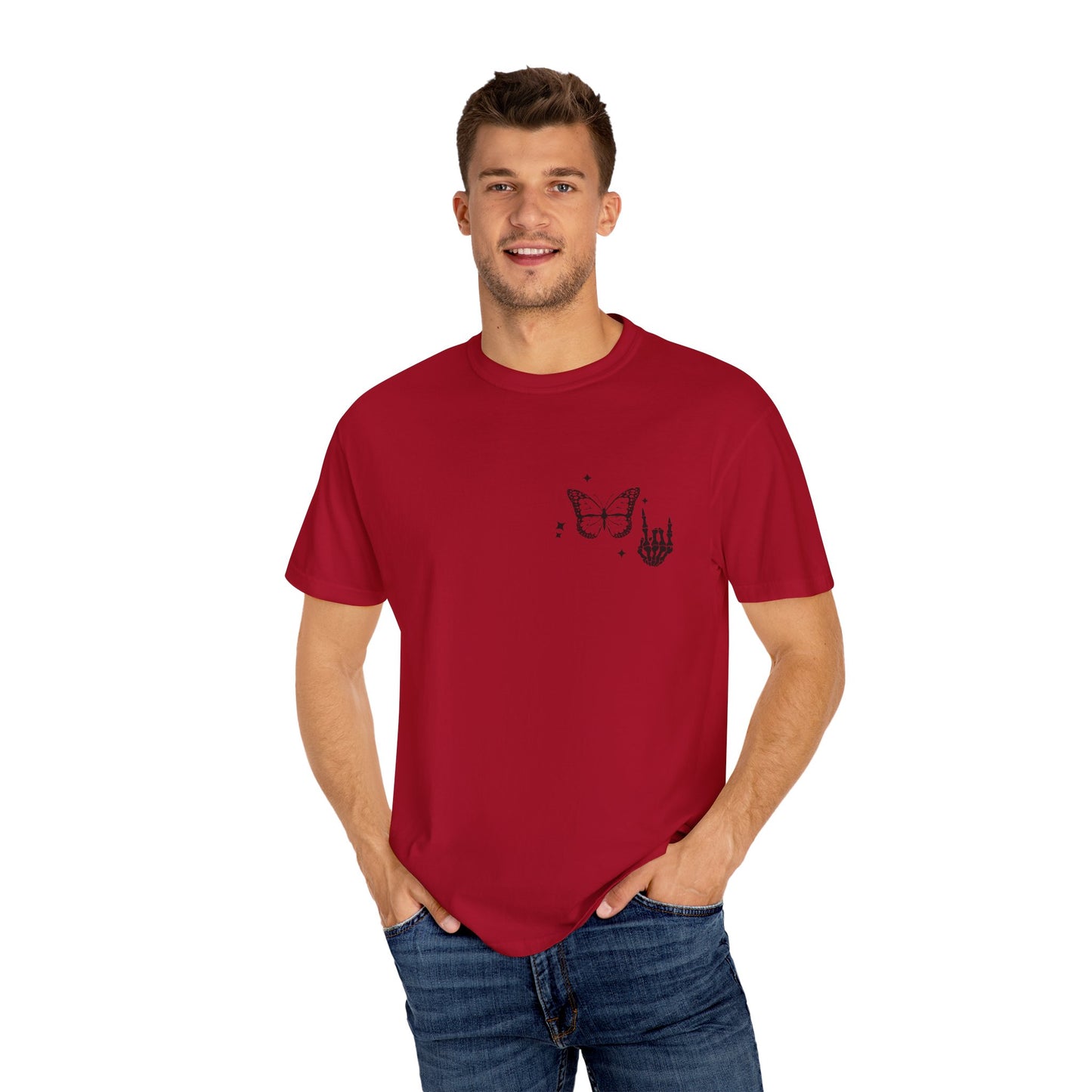 Camiseta unisex teñida en prenda "Weird Moms Build Character"